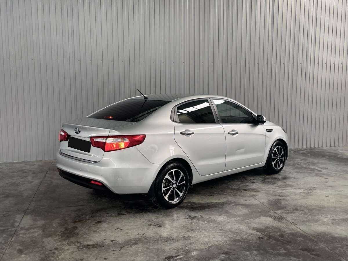 Купить Kia Rio с пробегом. Фото: #4