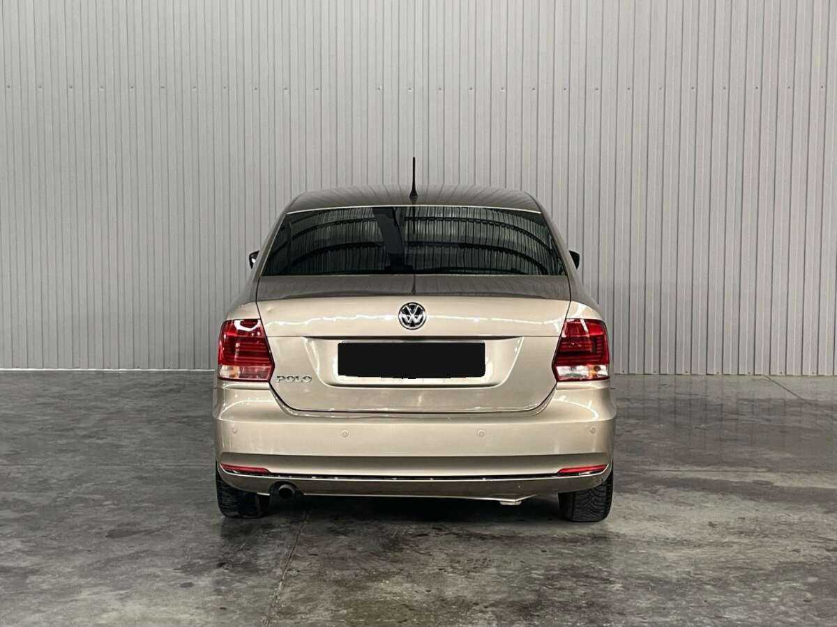 Купить Volkswagen Polo с пробегом. Фото: #5