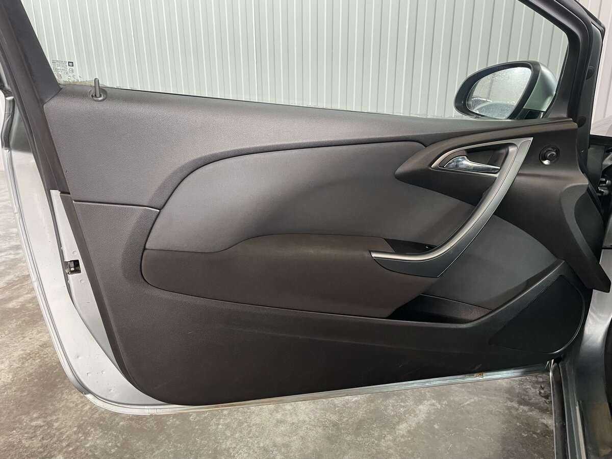 Купить Opel Astra с пробегом. Фото: #17