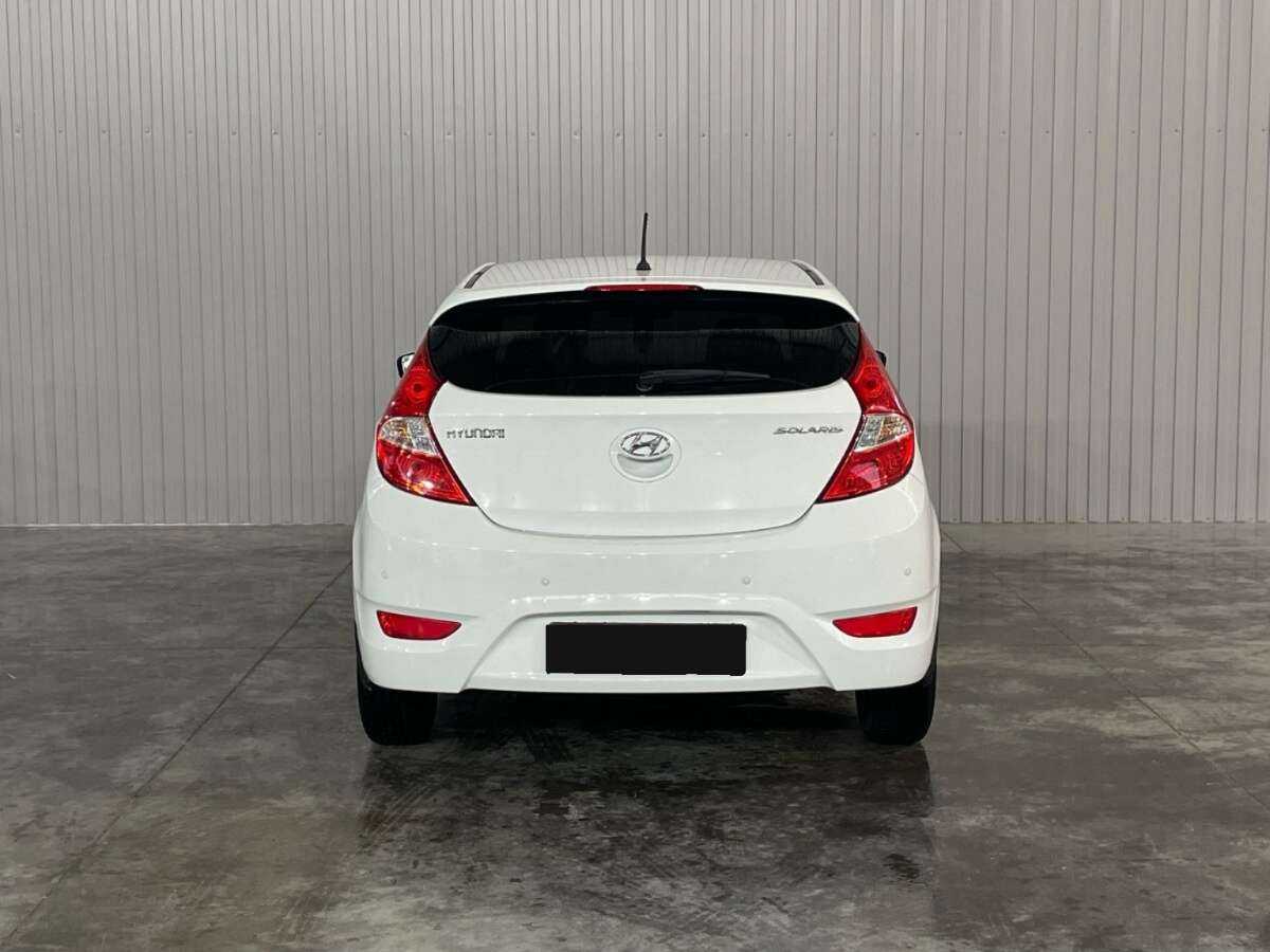 Купить Hyundai Solaris с пробегом. Фото: #5