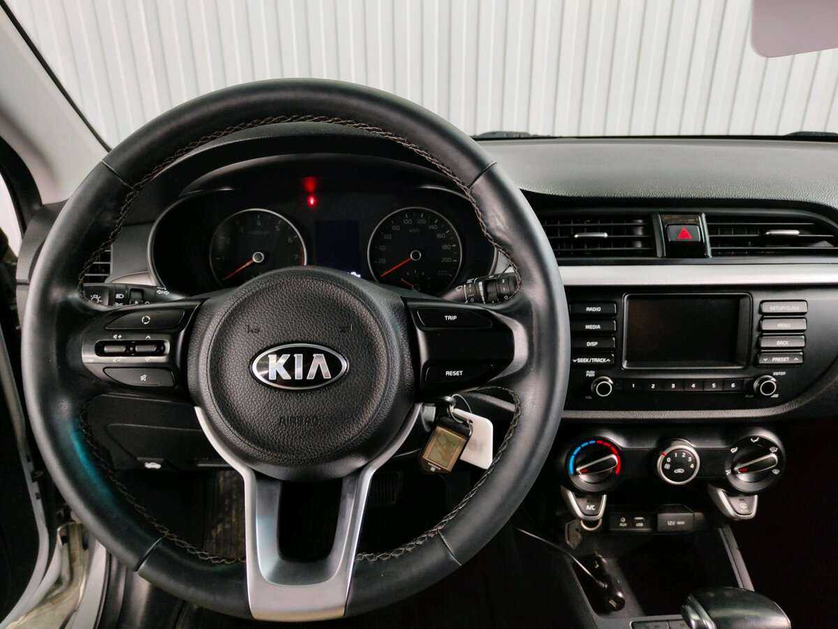 Купить Kia Rio с пробегом. Фото: #9