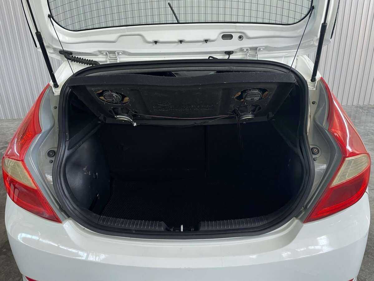 Купить Hyundai Solaris с пробегом. Фото: #21