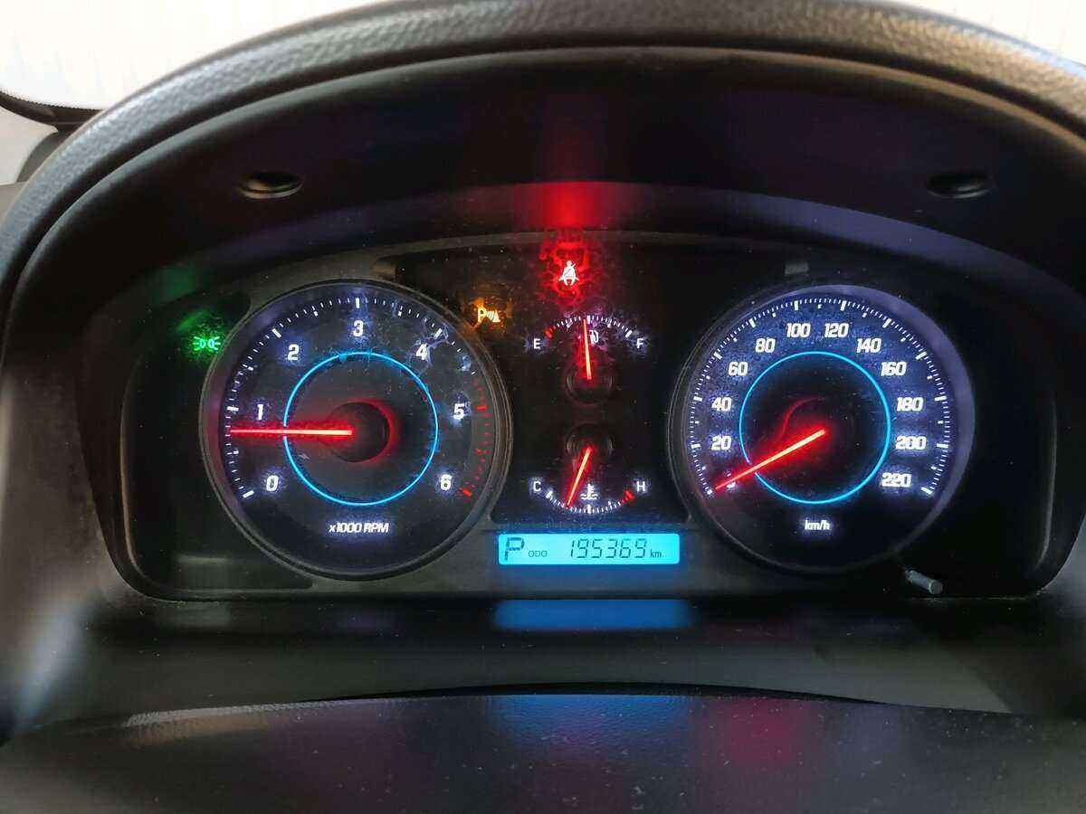 Купить Chevrolet Captiva с пробегом. Фото: #10