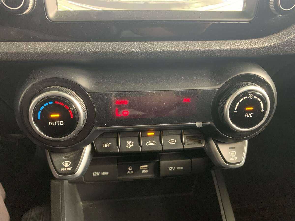 Купить Kia Rio с пробегом. Фото: #15