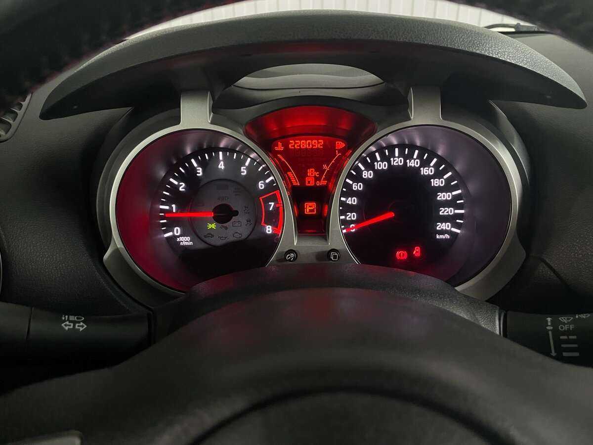 Купить Nissan Juke с пробегом. Фото: #10