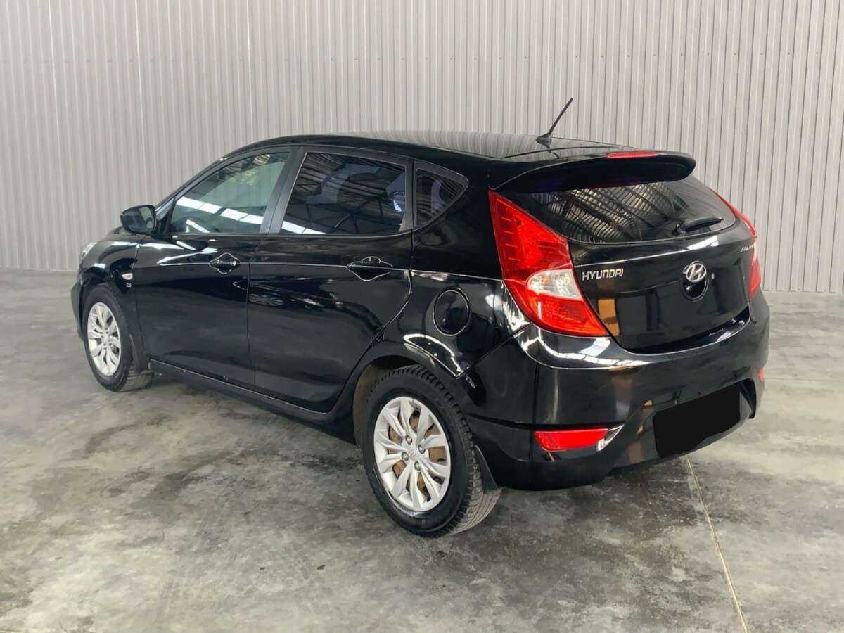 Купить Hyundai Solaris с пробегом. Фото: #6