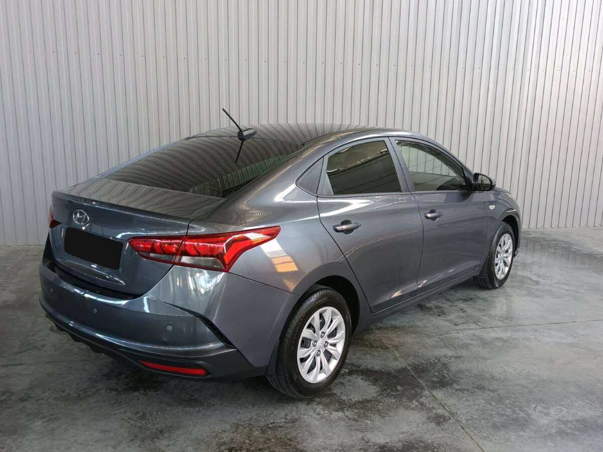 Купить Hyundai Solaris с пробегом. Фото: #4