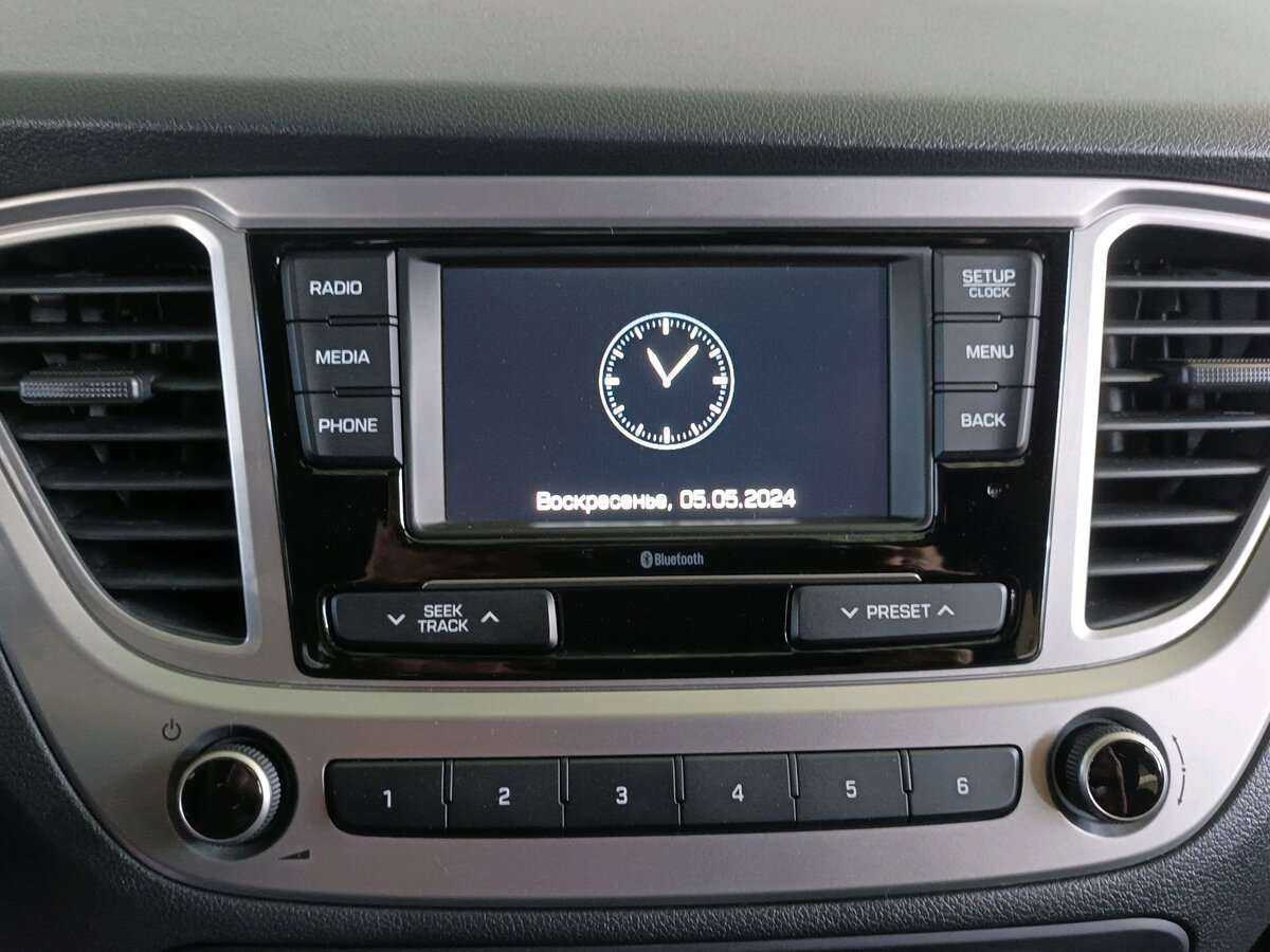 Купить Hyundai Solaris с пробегом. Фото: #11