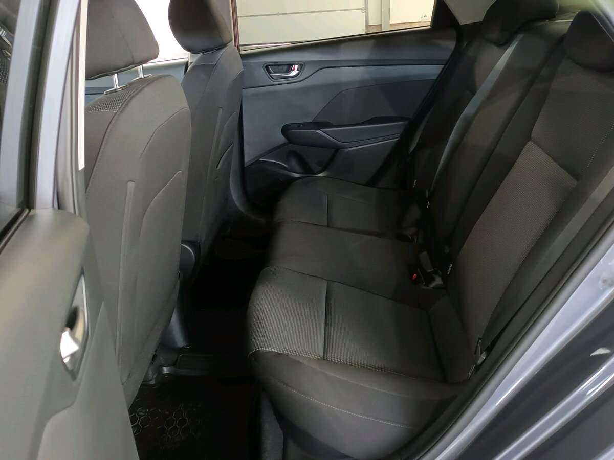 Купить Hyundai Solaris с пробегом. Фото: #17