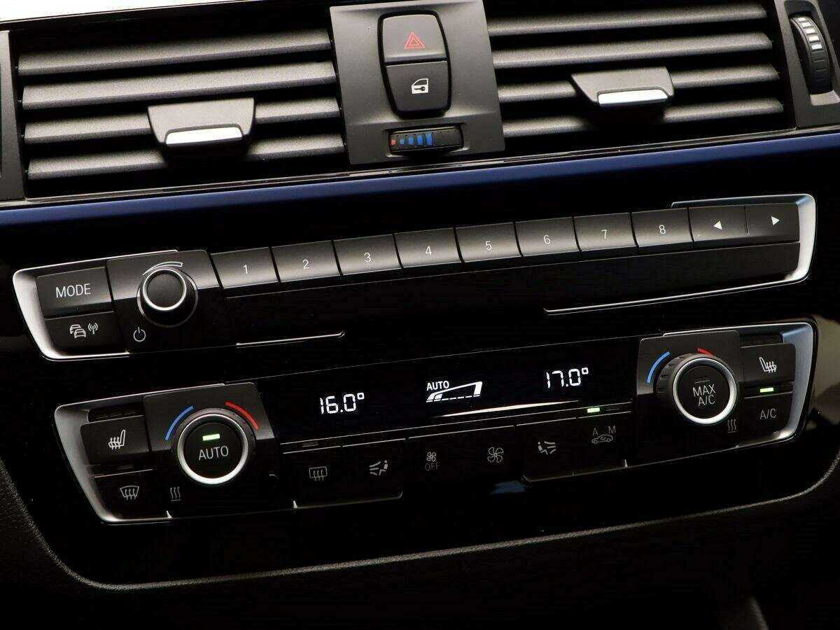 Купить BMW 1 серии с пробегом. Фото: #17