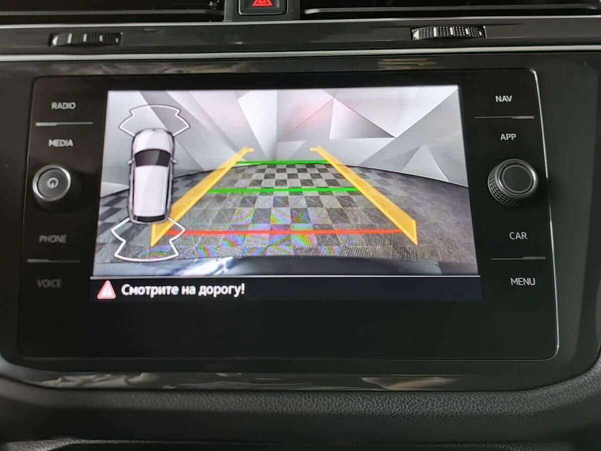 Купить Volkswagen Tiguan с пробегом. Фото: #14