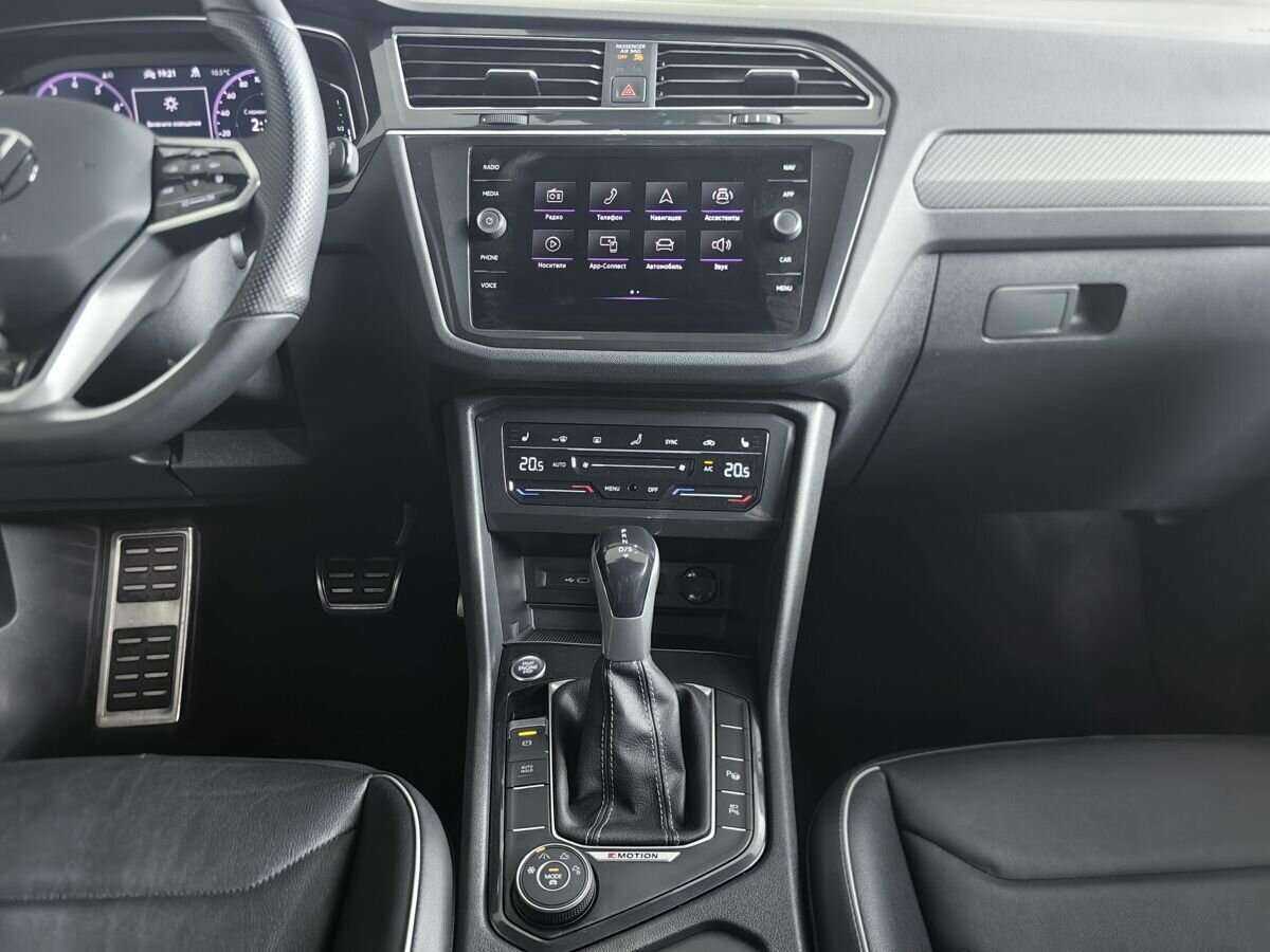 Купить Volkswagen Tiguan с пробегом. Фото: #10