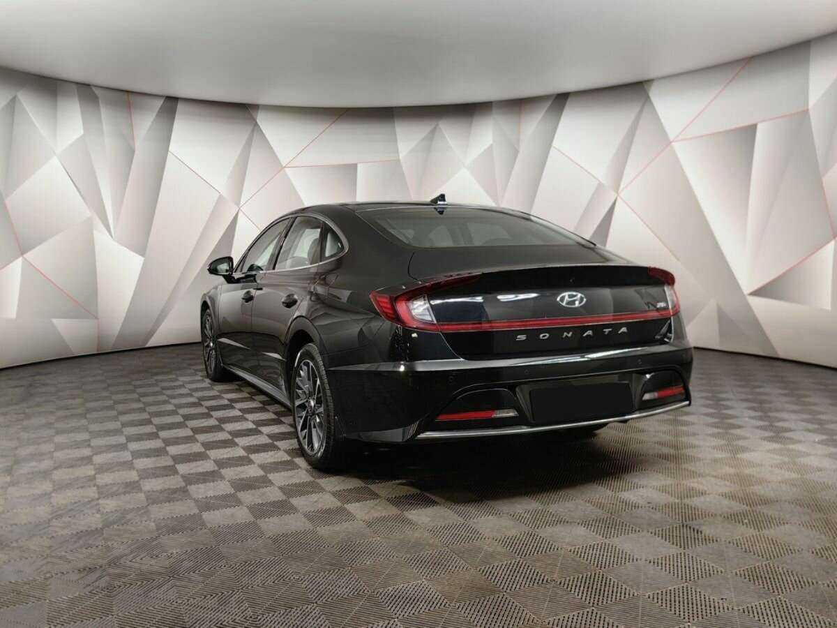 Купить Hyundai Sonata с пробегом. Фото: #3
