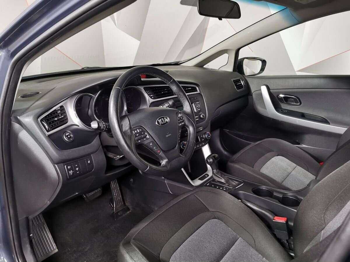 Купить Kia Ceed с пробегом. Фото: #13