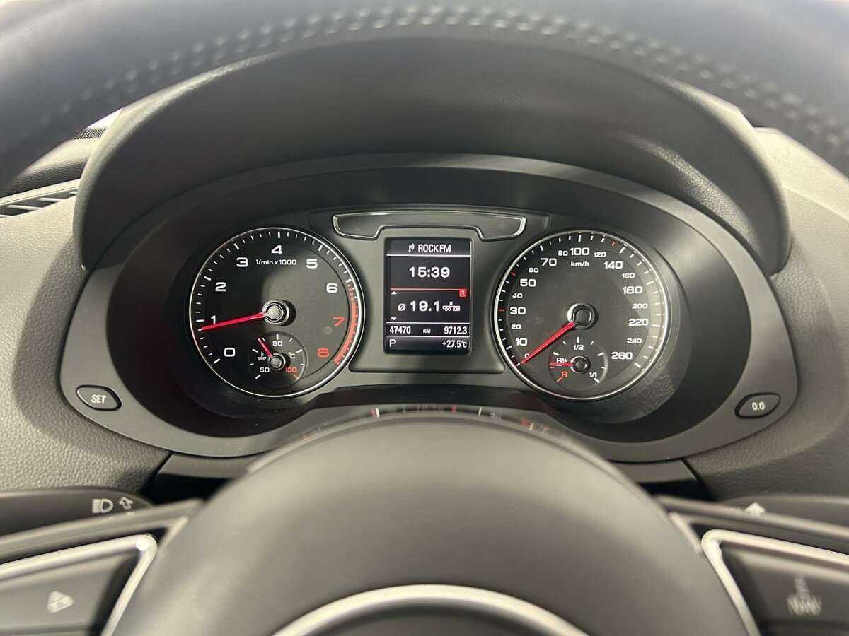 Купить Audi Q3 с пробегом. Фото: #10