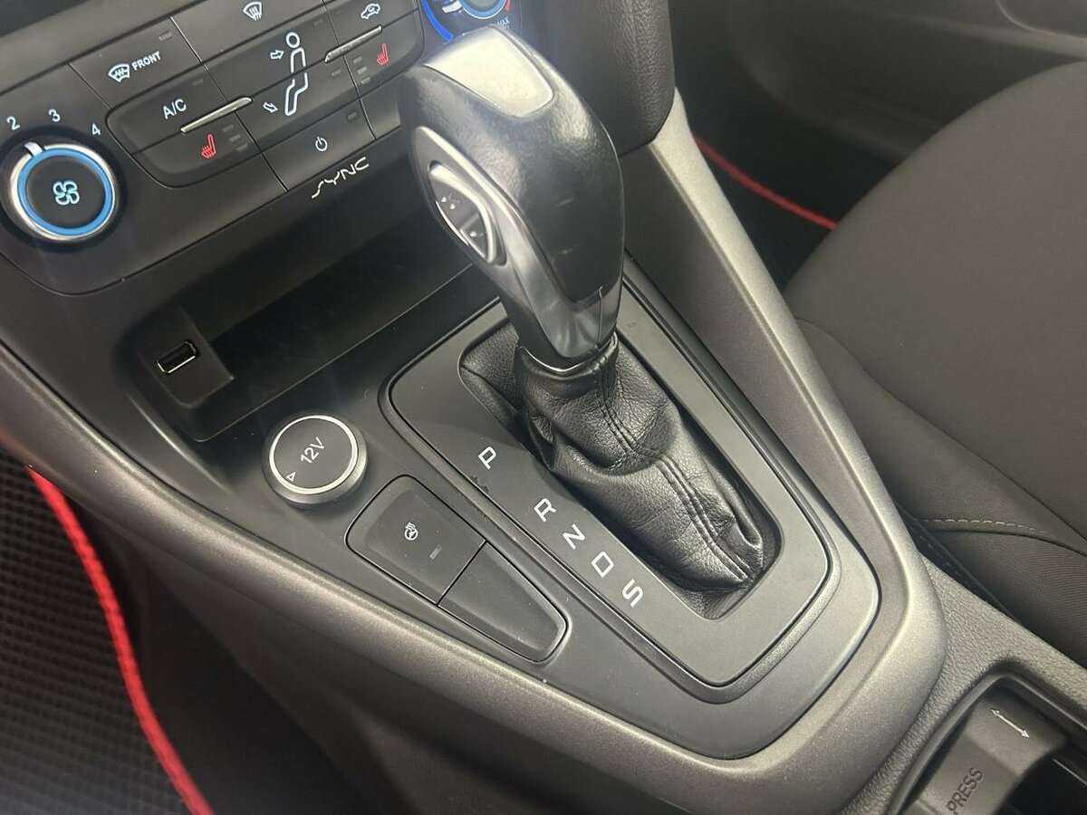 Купить Ford Focus с пробегом. Фото: #12