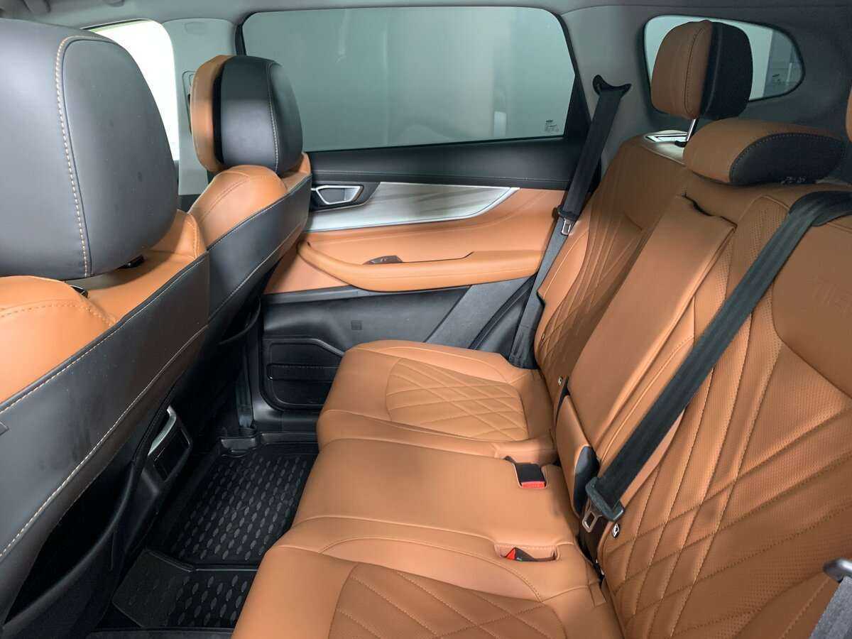 Купить Chery Tiggo 8 Pro Max с пробегом. Фото: #16