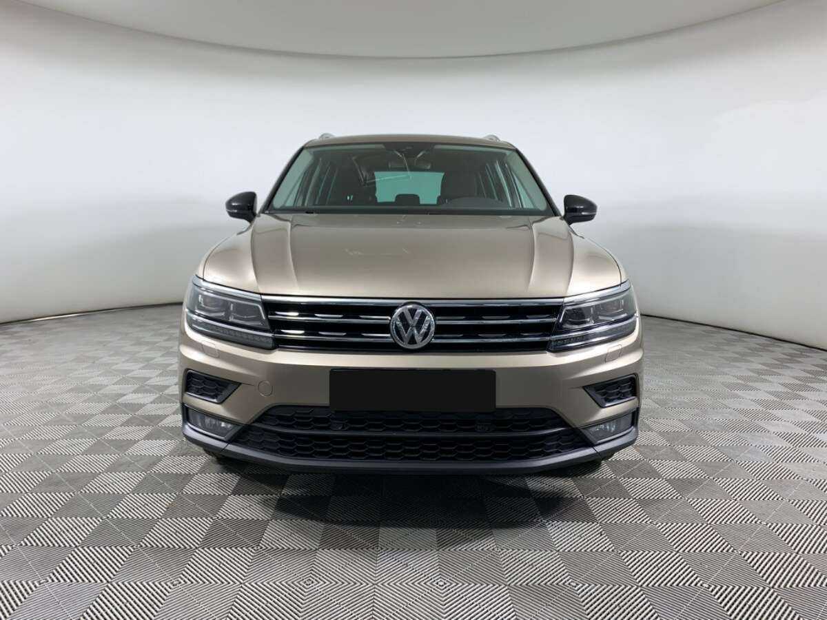 Купить Volkswagen Tiguan с пробегом. Фото: #1
