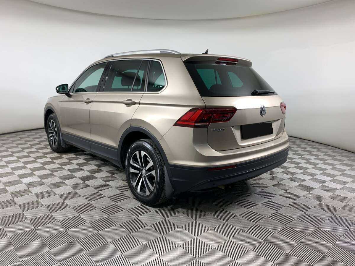Купить Volkswagen Tiguan с пробегом. Фото: #6