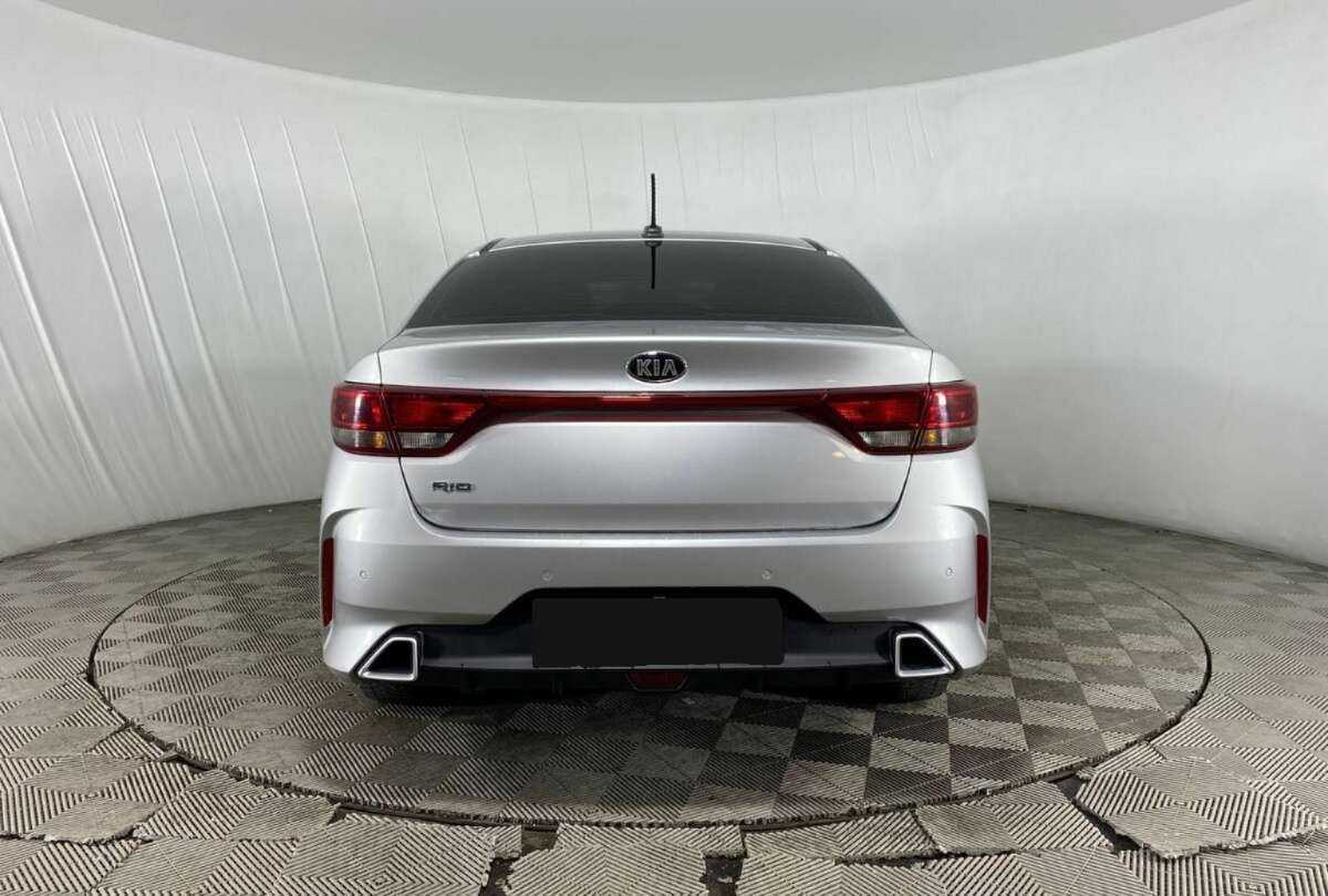 Купить Kia Rio с пробегом. Фото: #5