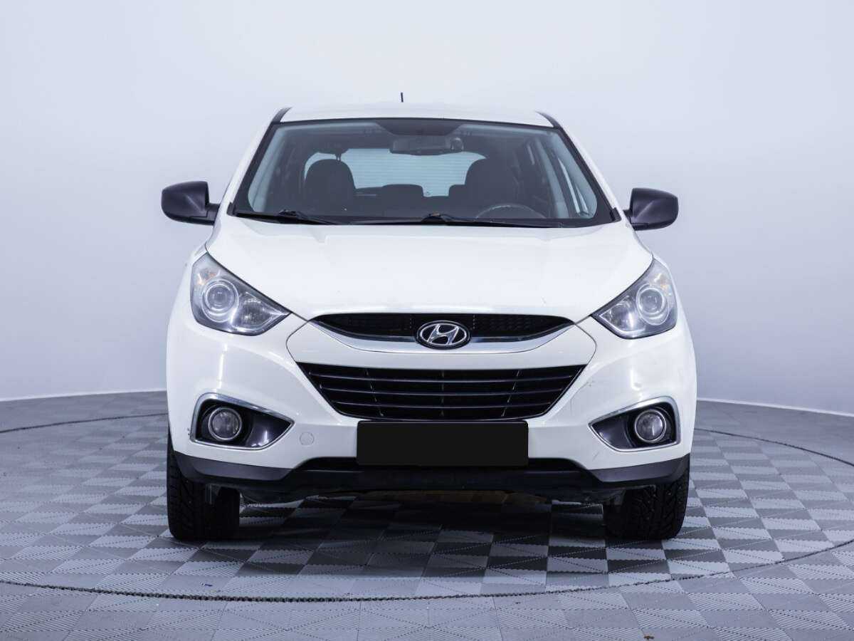 Купить Hyundai ix35 с пробегом. Фото: #1