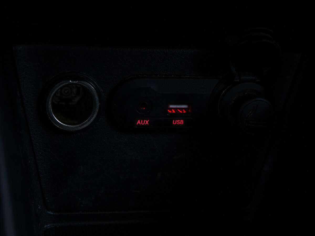 Купить Kia Rio с пробегом. Фото: #15