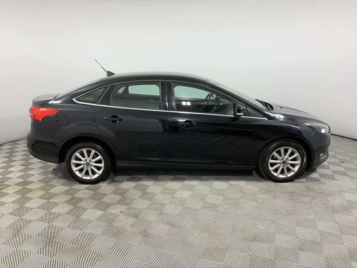 Купить Ford Focus с пробегом. Фото: #3