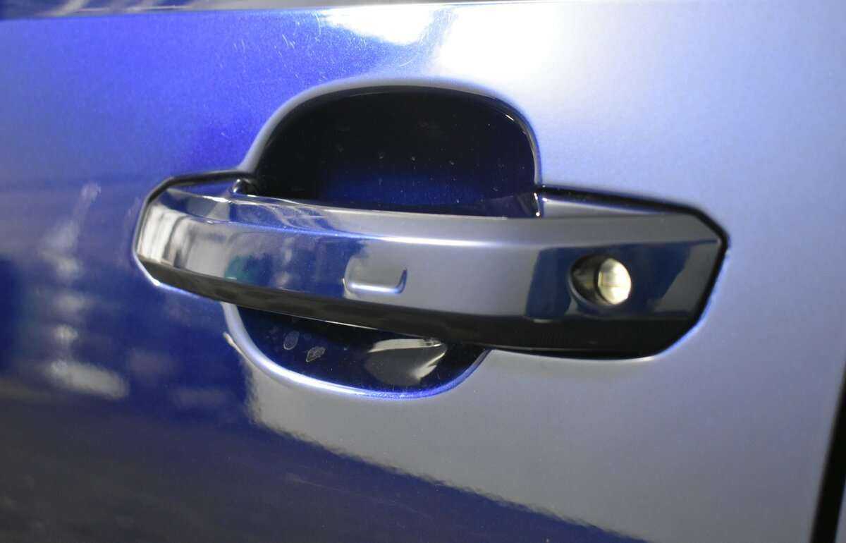 Купить Audi A4 с пробегом. Фото: #8