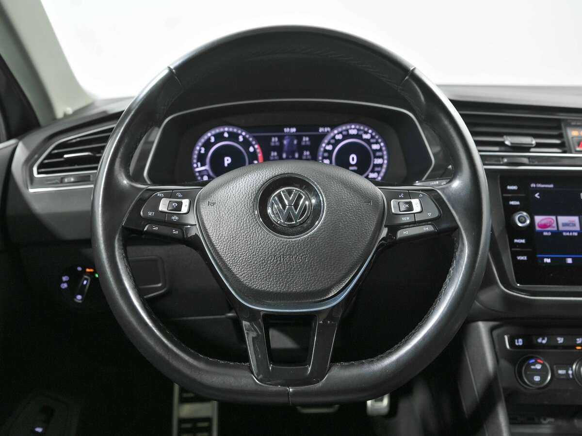 Купить Volkswagen Tiguan с пробегом. Фото: #6