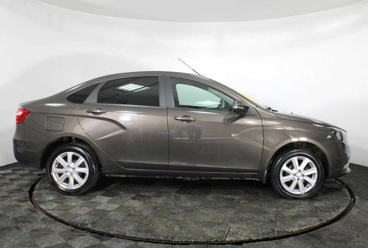 Купить Lada (ВАЗ) Vesta с пробегом. Фото: #1