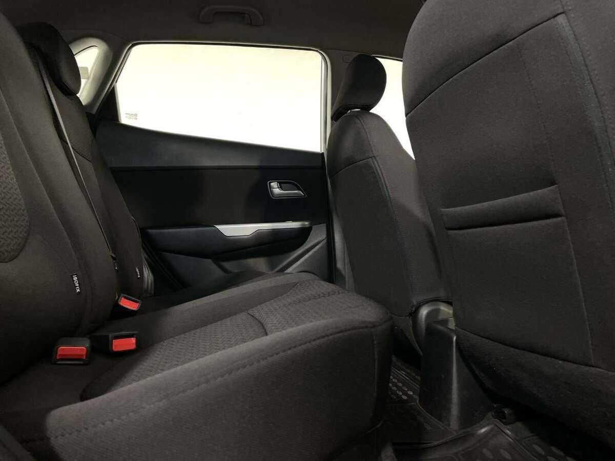 Купить Kia Rio с пробегом. Фото: #16