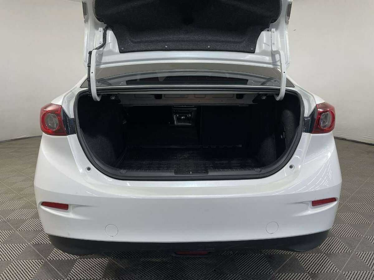Купить Mazda 3 с пробегом. Фото: #17