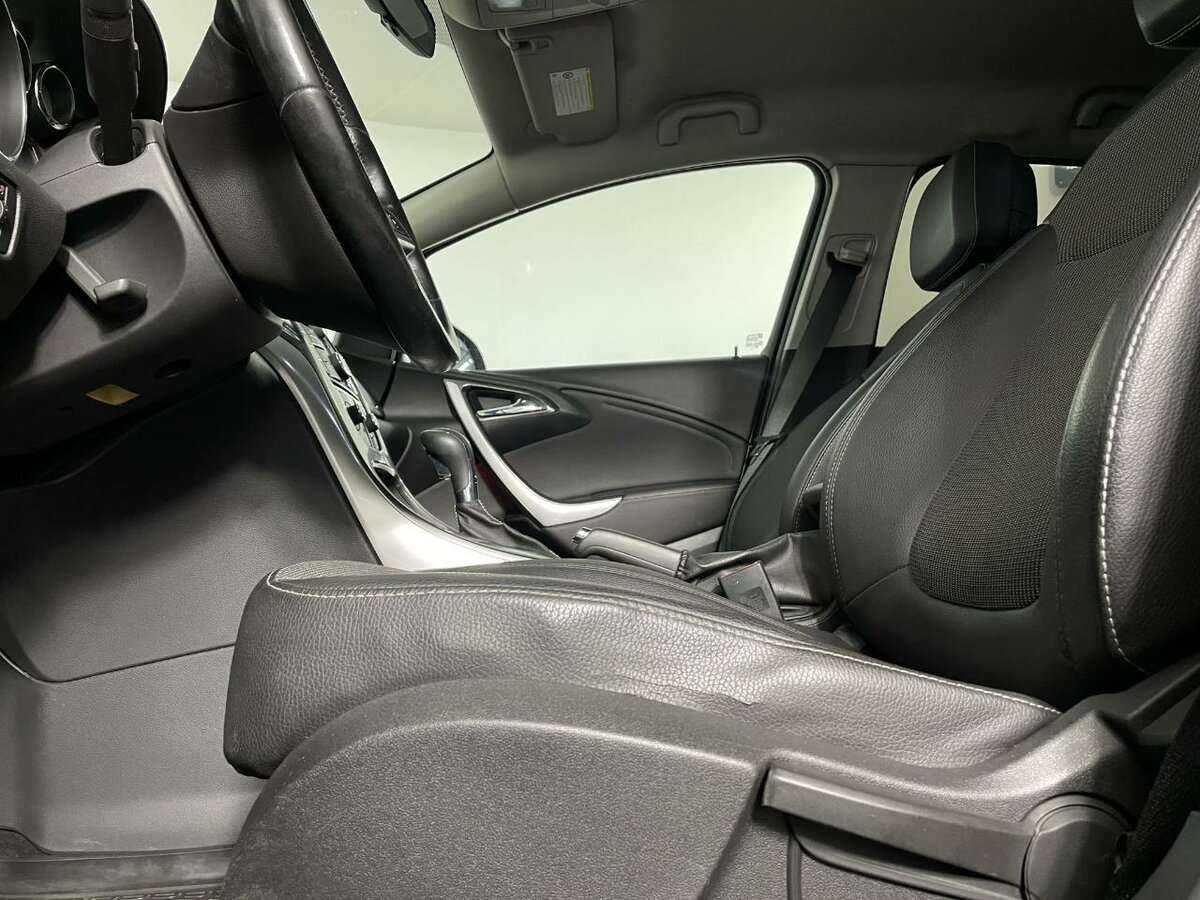 Купить Opel Astra с пробегом. Фото: #9