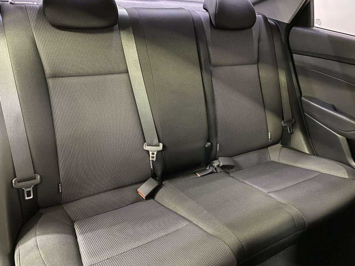 Купить Hyundai Solaris с пробегом. Фото: #14