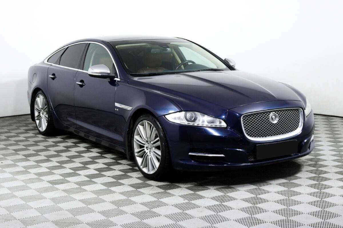 Купить Jaguar XJ с пробегом. Фото: #2
