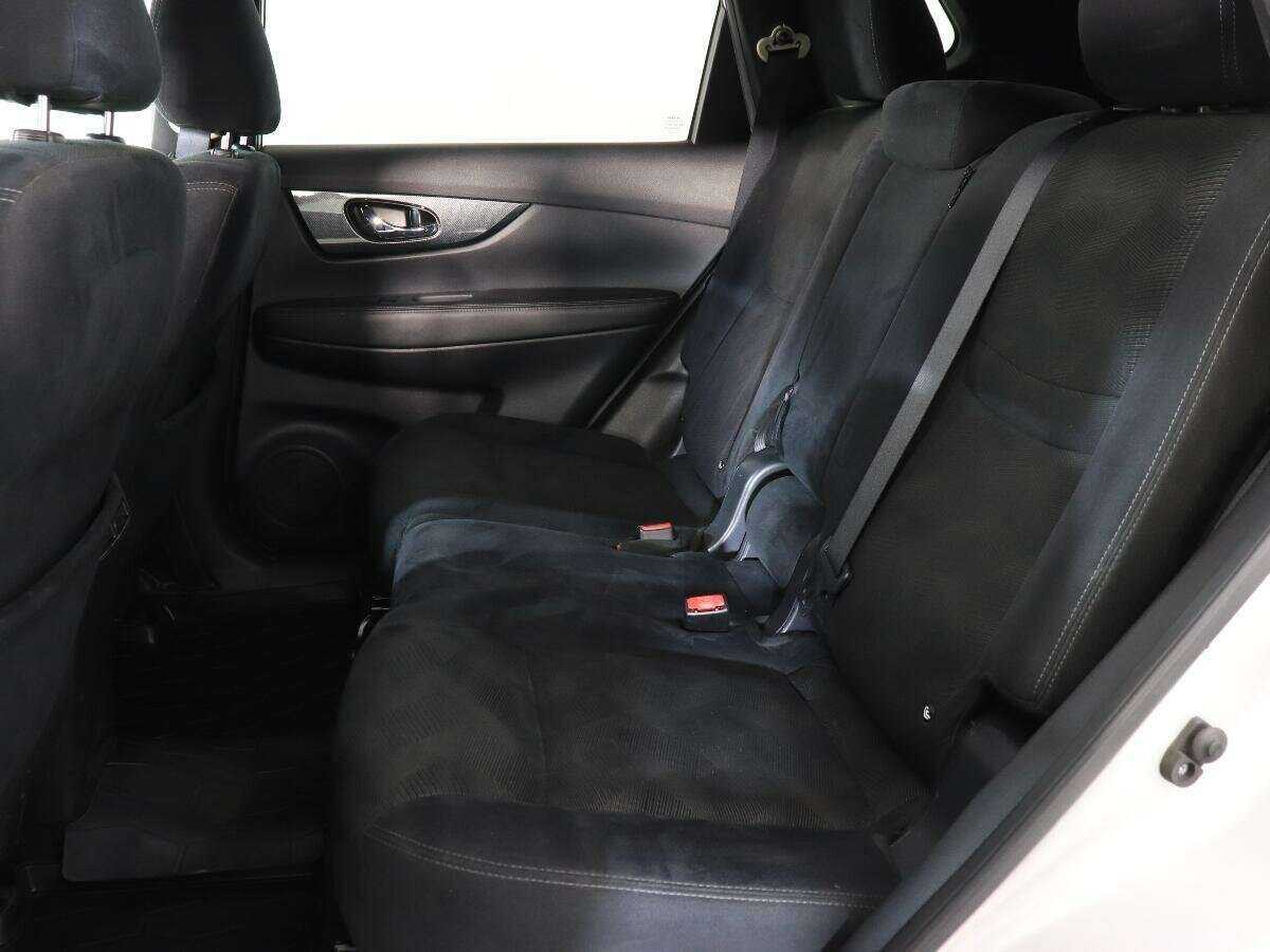 Купить Nissan X-Trail с пробегом. Фото: #9