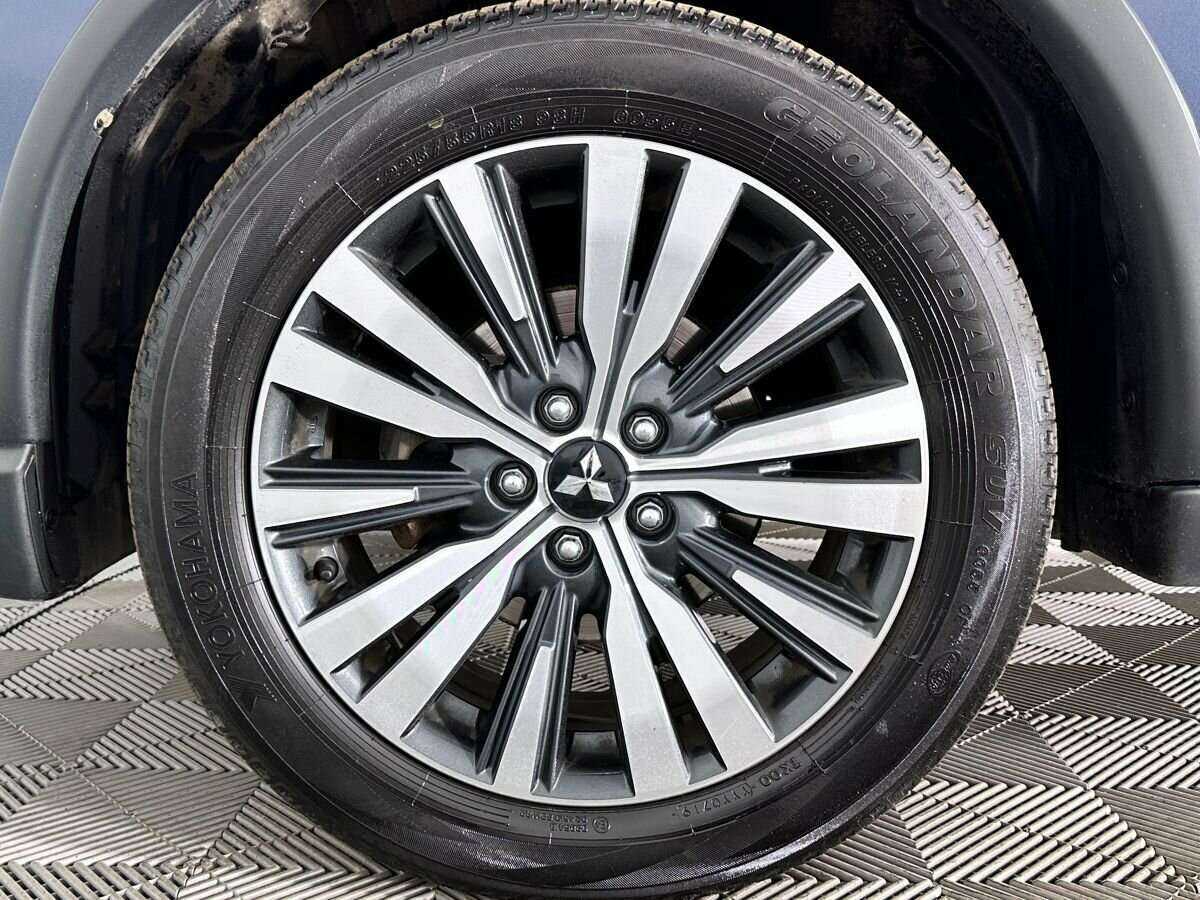 Купить Mitsubishi Outlander с пробегом. Фото: #7