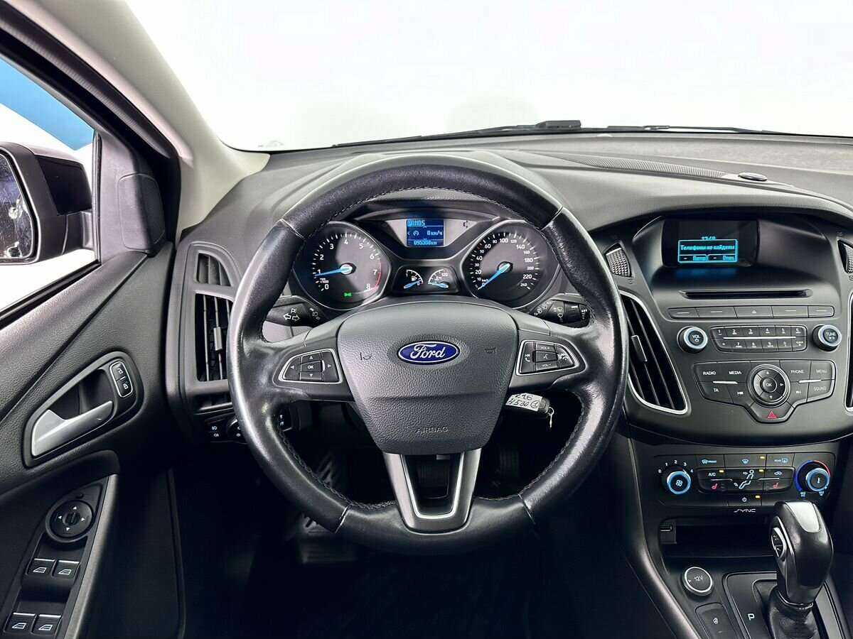 Купить Ford Focus с пробегом. Фото: #10