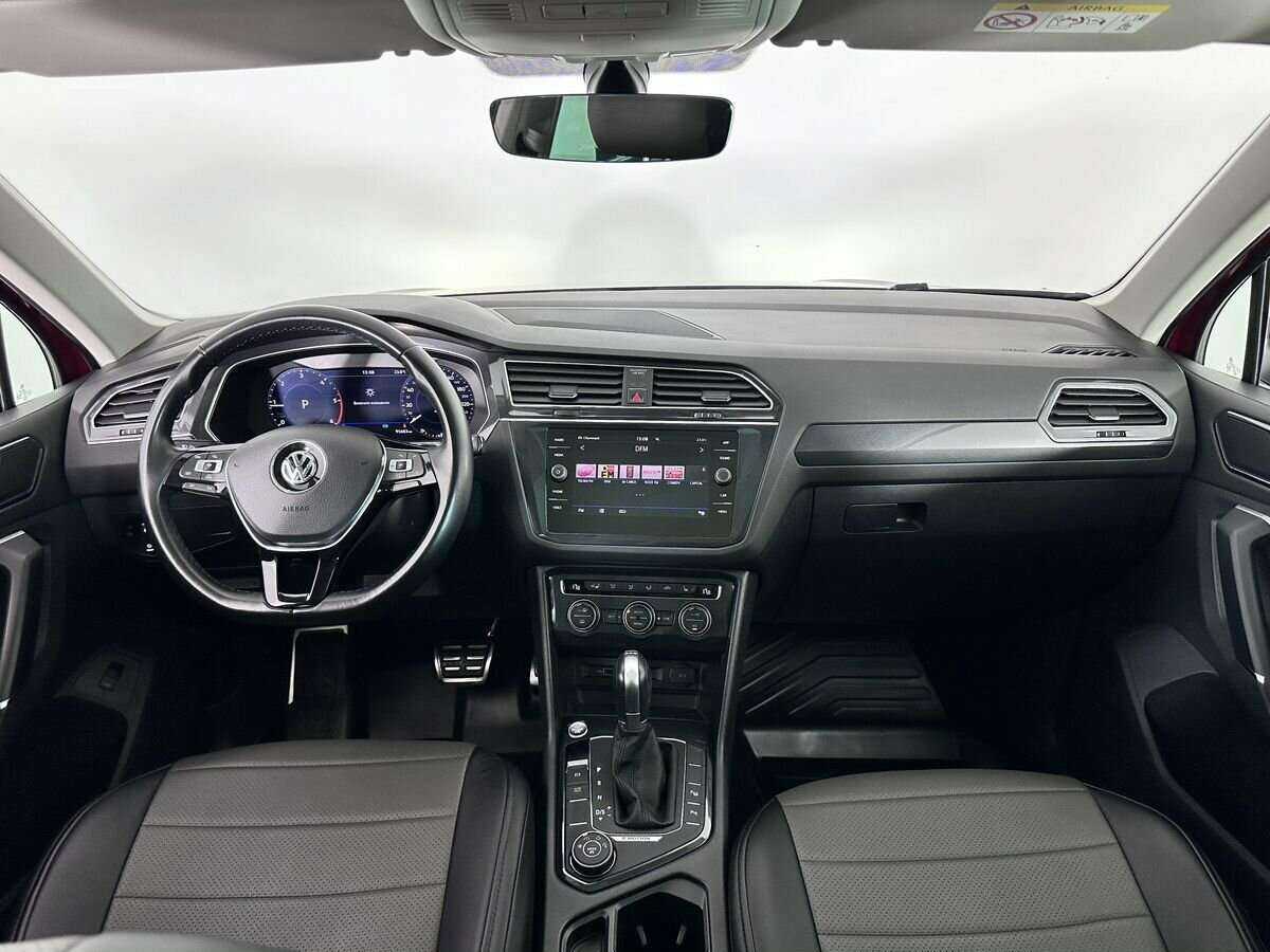 Купить Volkswagen Tiguan с пробегом. Фото: #10