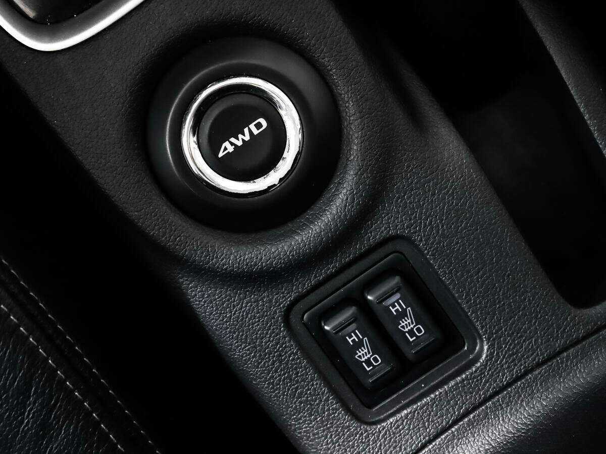 Купить Mitsubishi Outlander с пробегом. Фото: #11