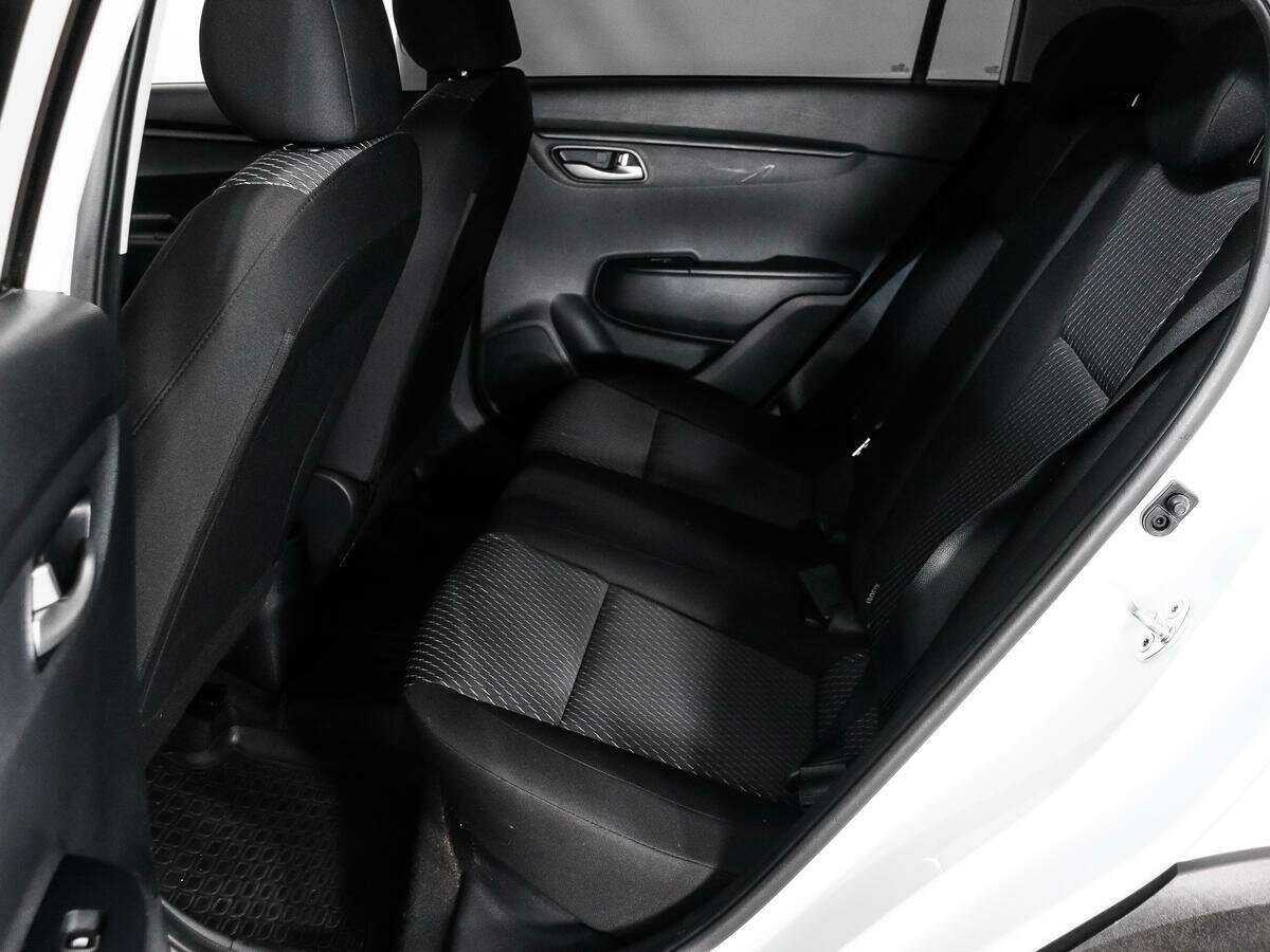 Купить Kia Rio с пробегом. Фото: #9