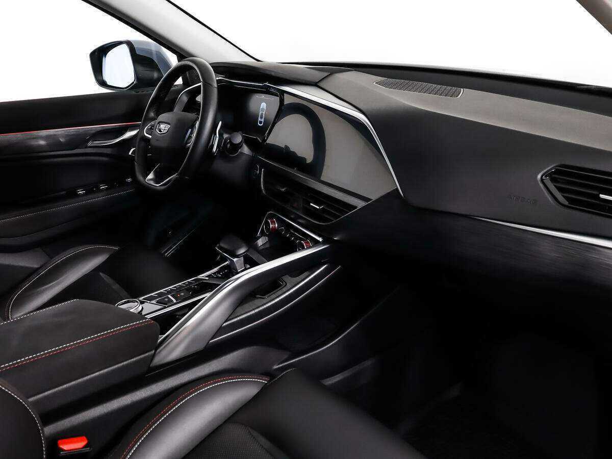 Купить Geely Tugella с пробегом. Фото: #13