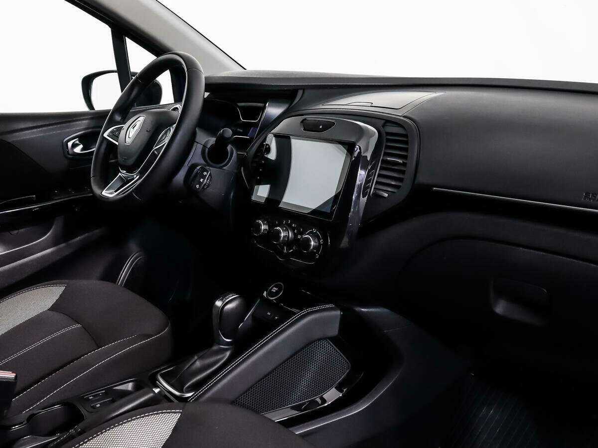 Купить Renault Kaptur с пробегом. Фото: #11