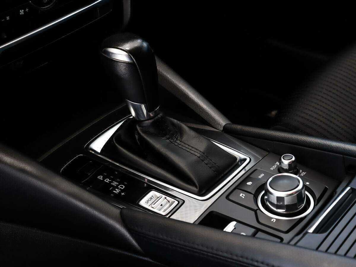 Купить Mazda 6 с пробегом. Фото: #8