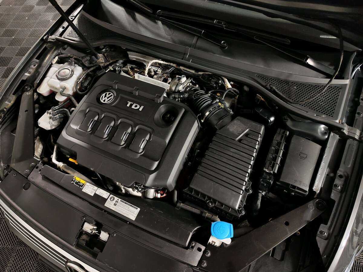 Купить Volkswagen Passat с пробегом. Фото: #7