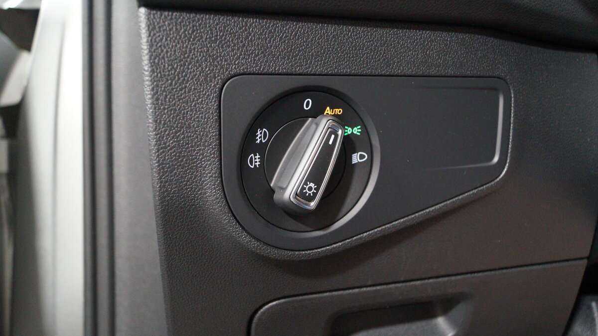 Купить Volkswagen Tiguan с пробегом. Фото: #12