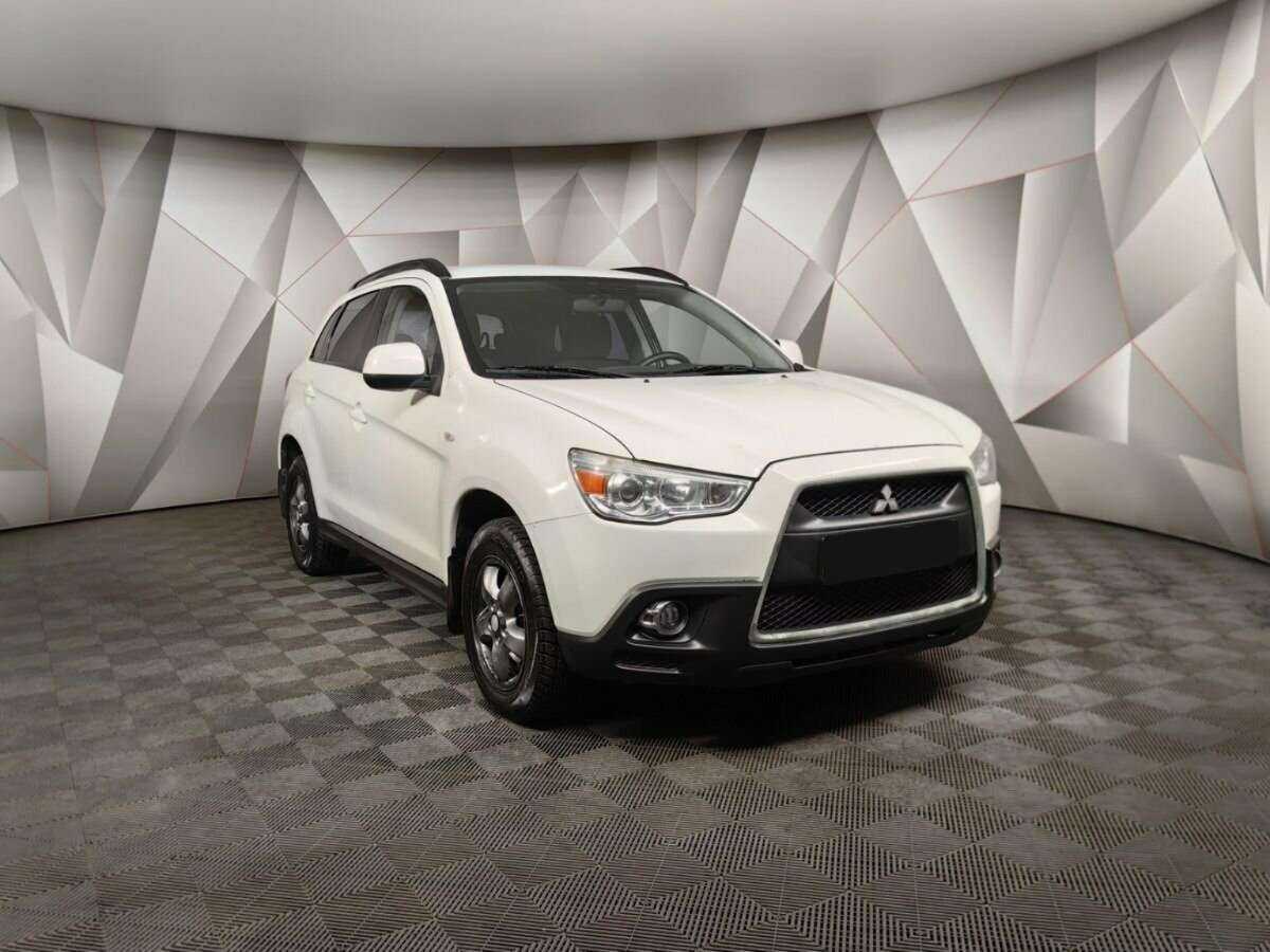 Купить Mitsubishi ASX с пробегом. Фото: #2