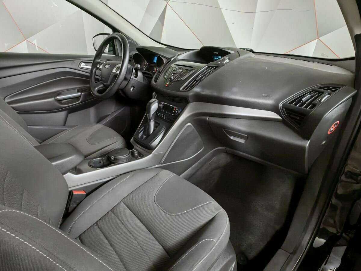 Купить Ford Kuga с пробегом. Фото: #8