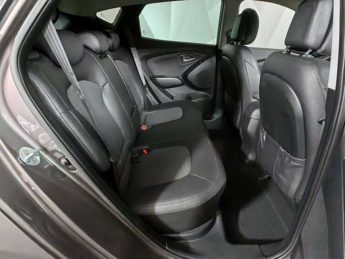 Купить Hyundai ix35 с пробегом. Фото: #9