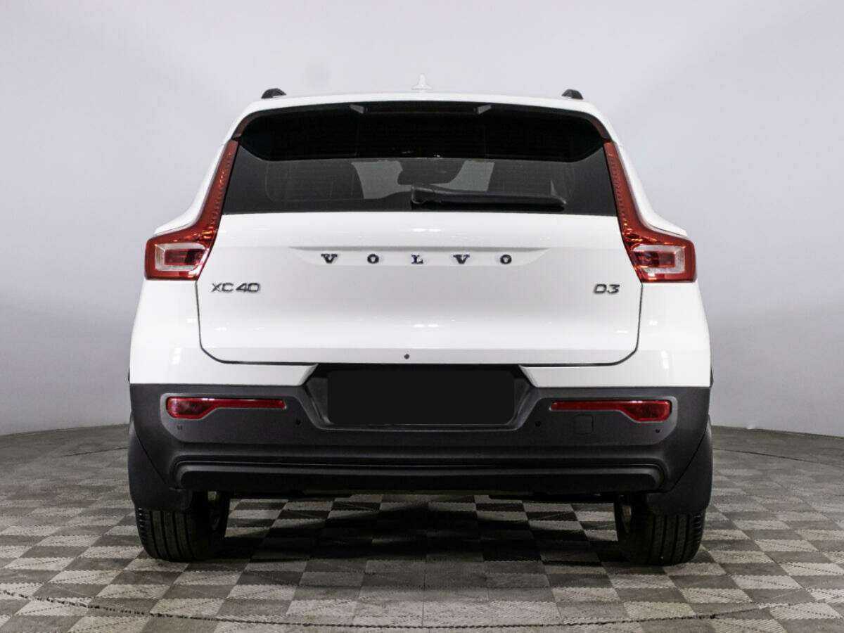 Купить Volvo XC40 с пробегом. Фото: #5